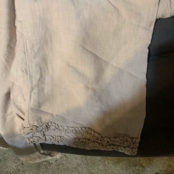 Capris - Picture 2 of 3